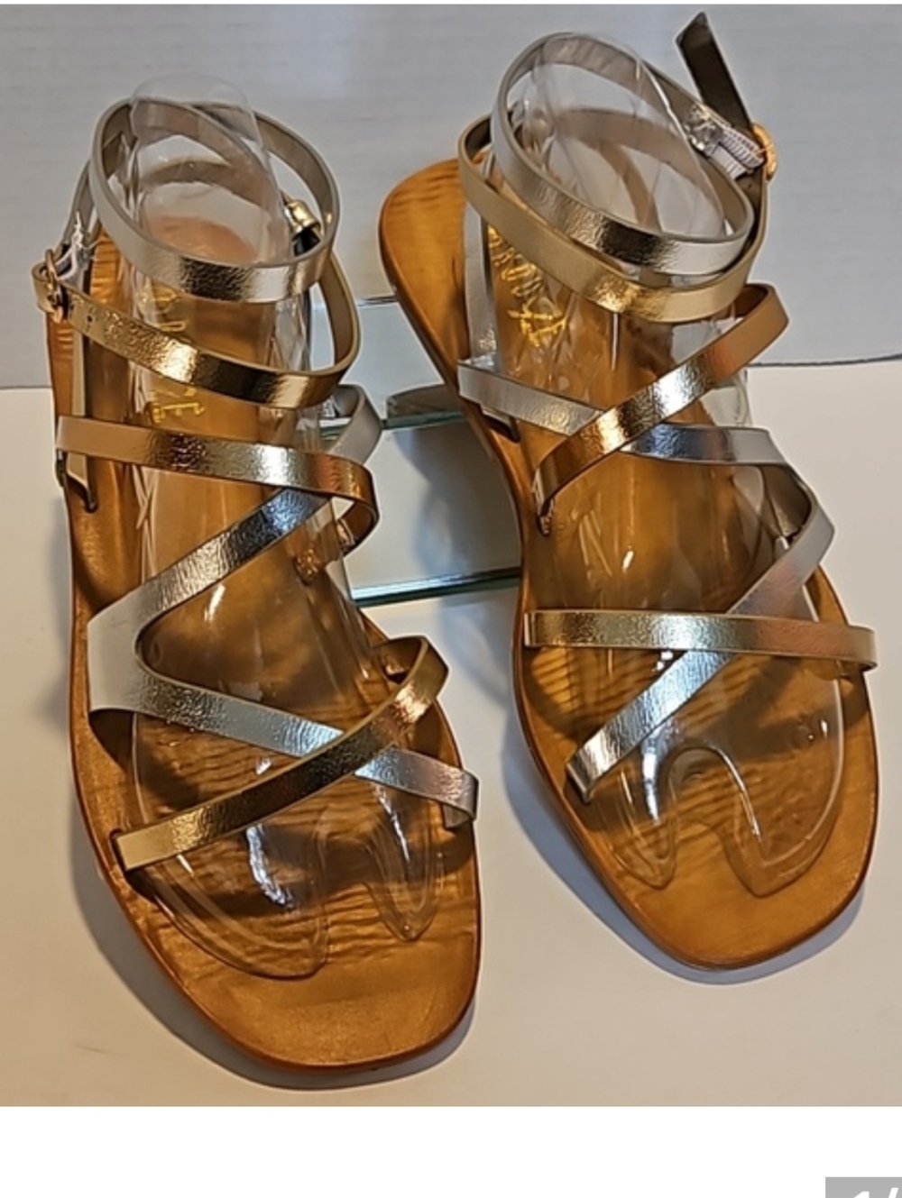 ROUGE Metallic Strappy Flat Sandals